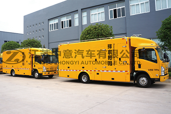 排水车