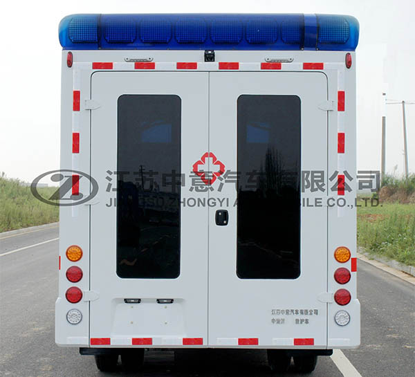 中意SZY5045XJHN2依维柯欧胜方舱救护车