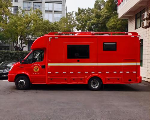 消防通信车