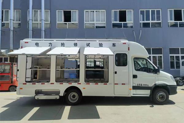 电力检测车