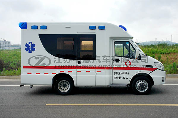 中意SZY5043XJHN依维柯宝迪方舱救护车